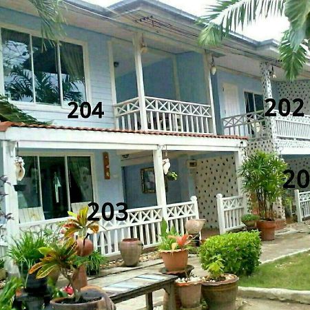 Sukkee Beach Resort Ko Lan Luaran gambar